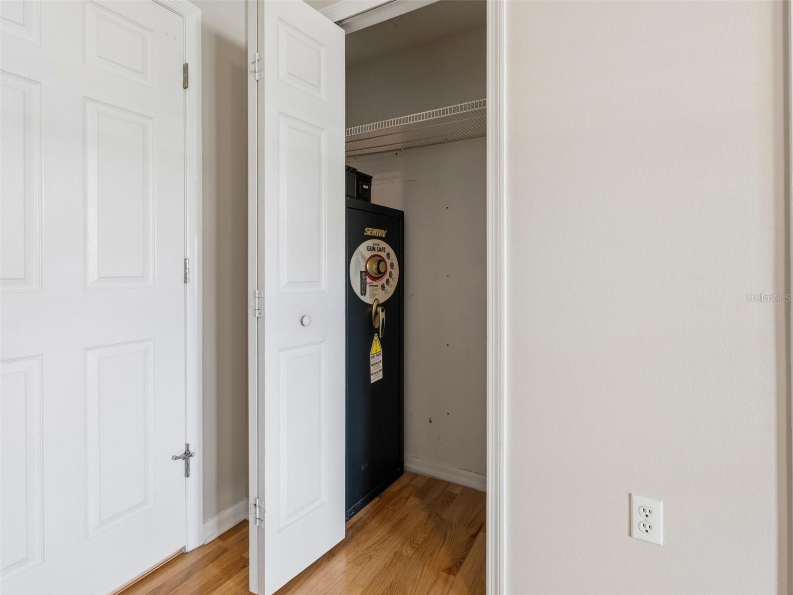 Listing photo id 17 for 13389 Brewster Road