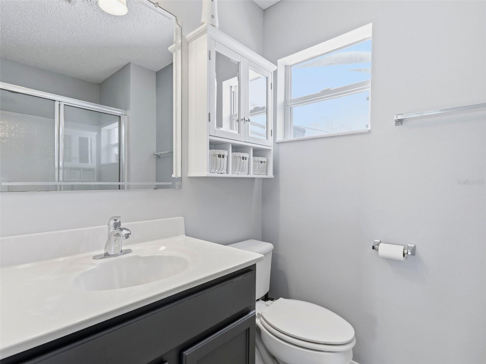 Listing photo id 18 for 13389 Brewster Road