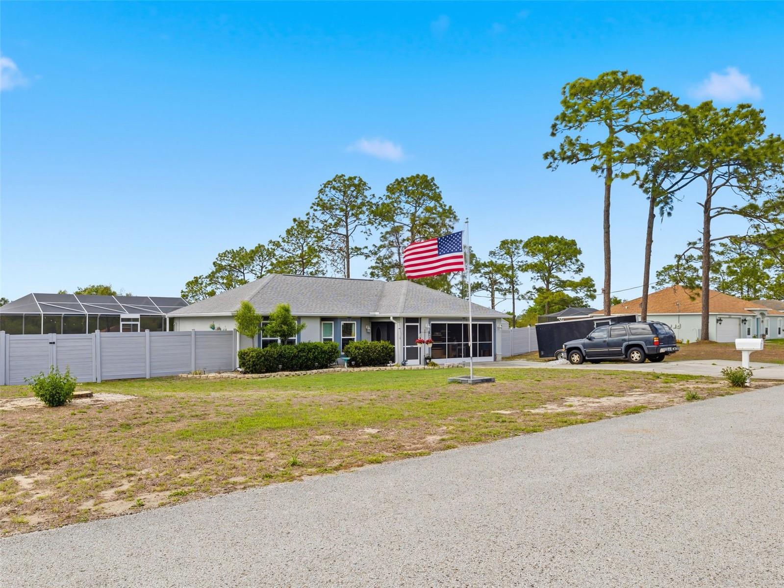 Listing photo id 1 for 13389 Brewster Road