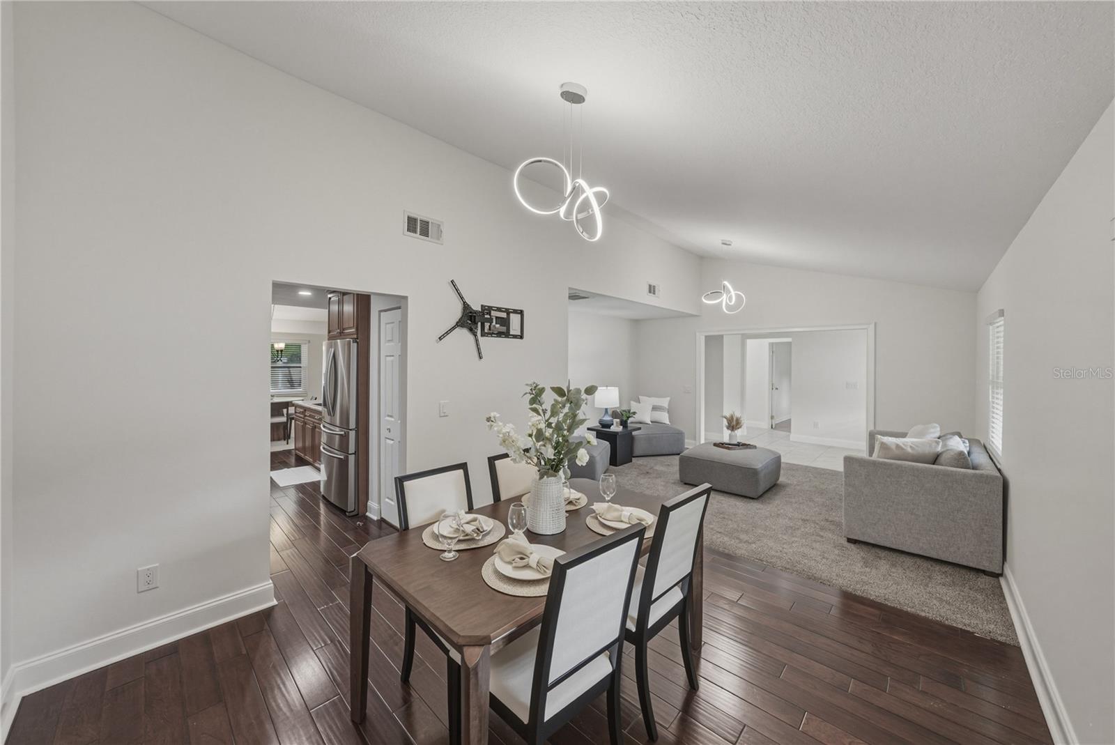 Image 18 of 87 For 7601 Thunderhead Street