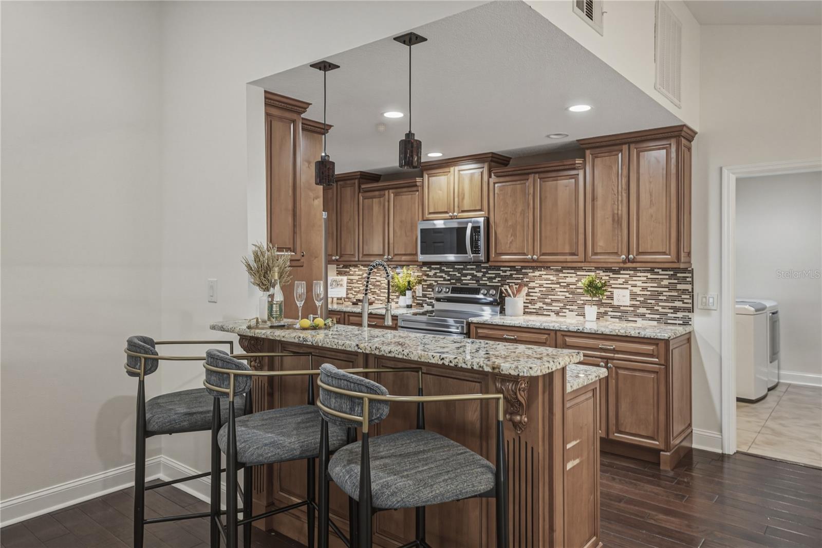 Image 20 of 87 For 7601 Thunderhead Street