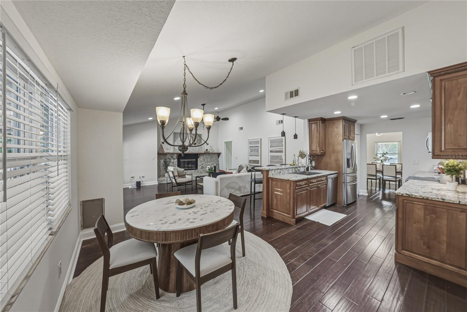 Image 26 of 87 For 7601 Thunderhead Street