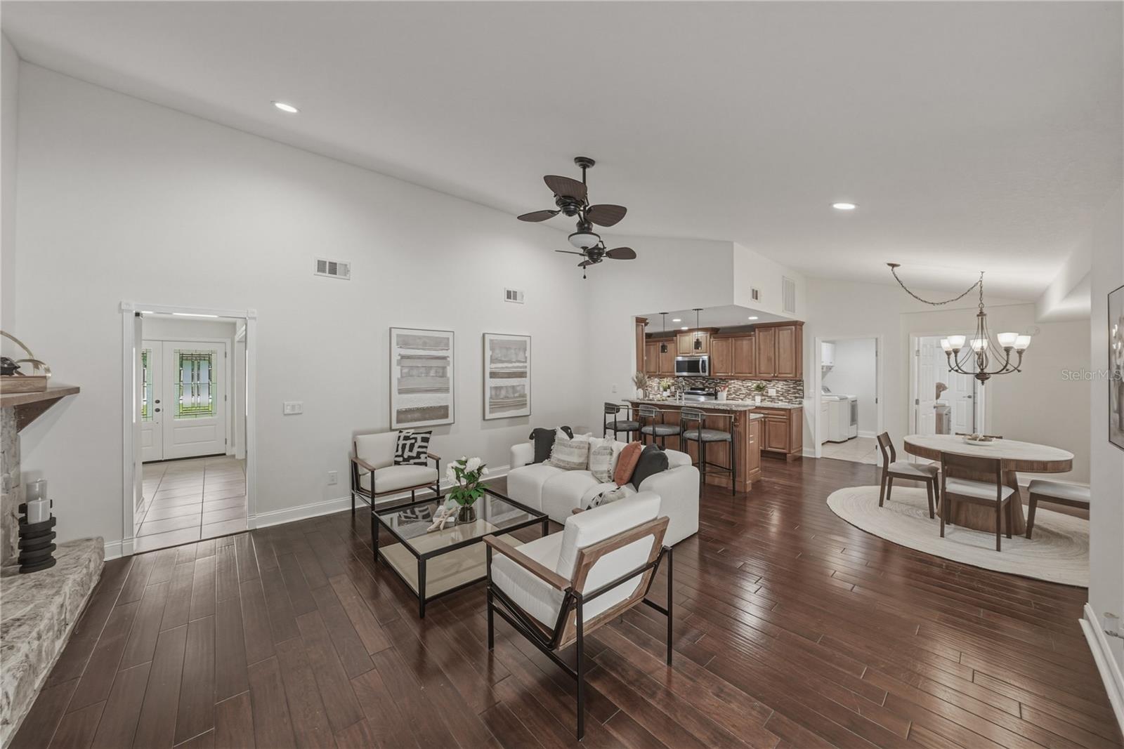 Image 29 of 87 For 7601 Thunderhead Street