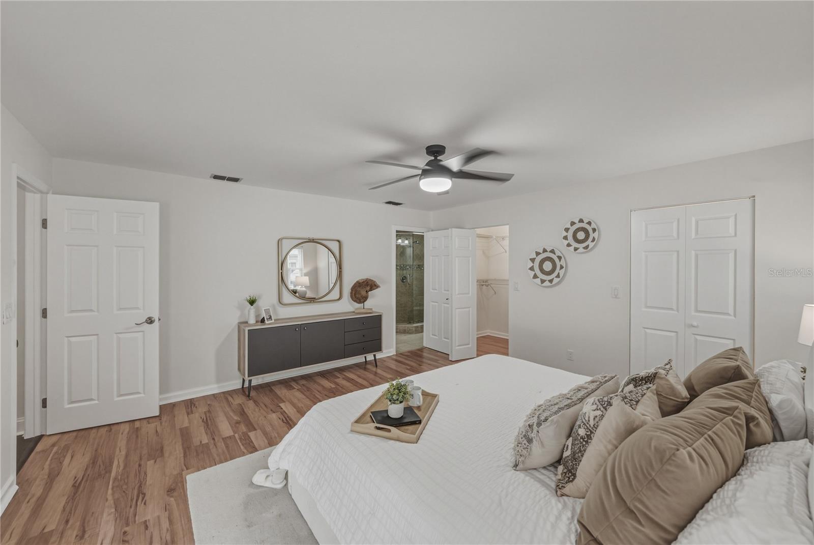 Image 31 of 87 For 7601 Thunderhead Street