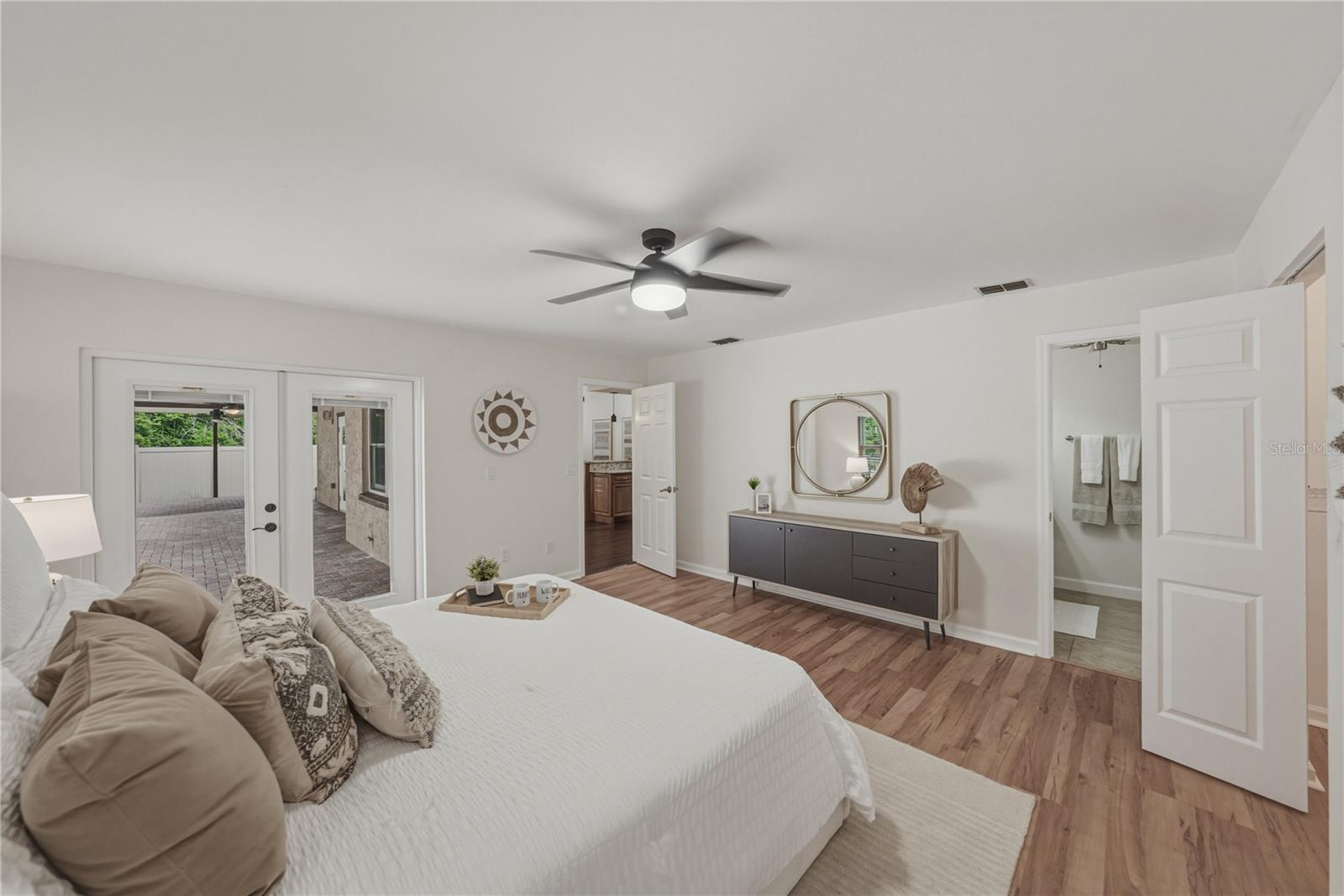 Image 32 of 87 For 7601 Thunderhead Street