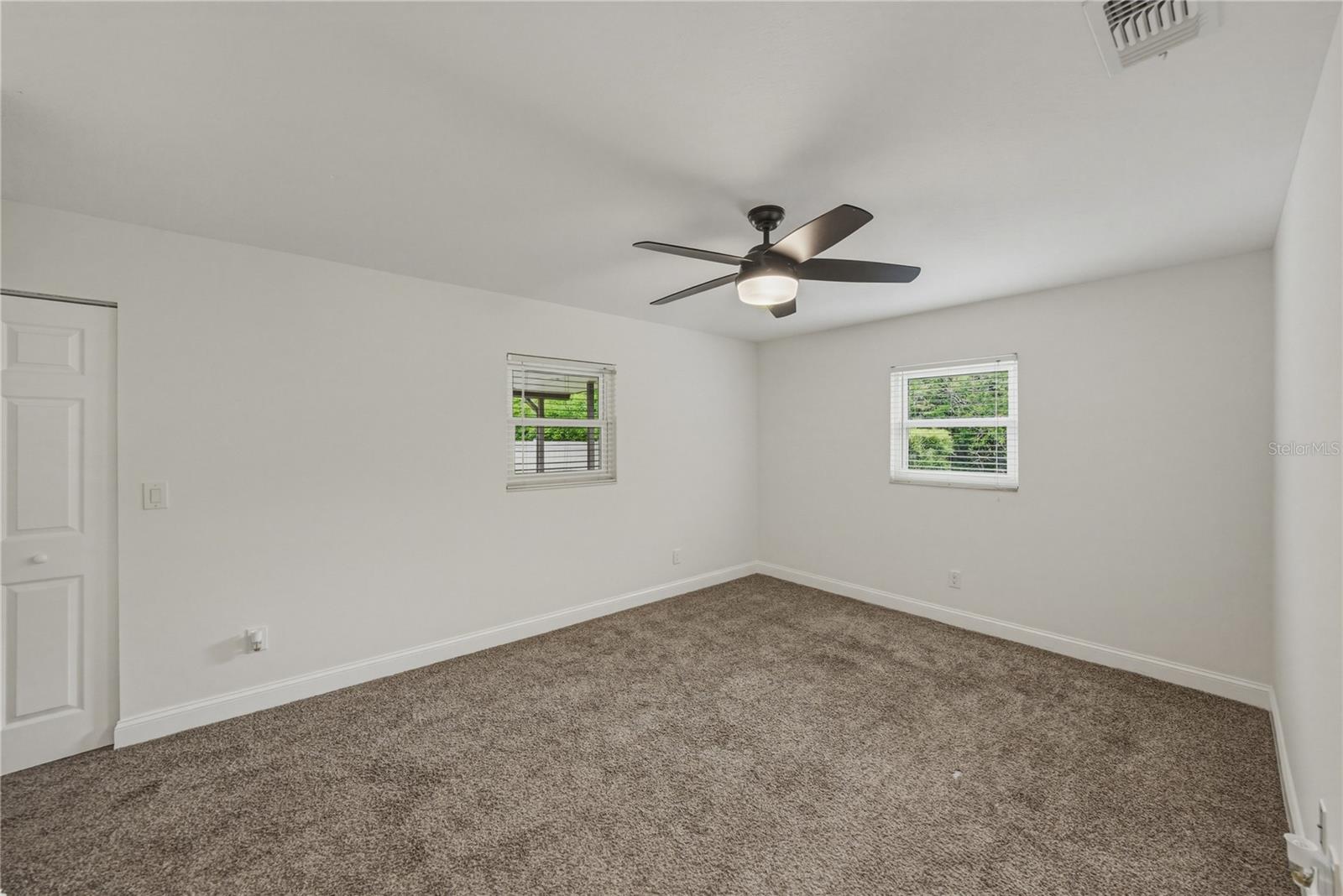 Image 43 of 87 For 7601 Thunderhead Street