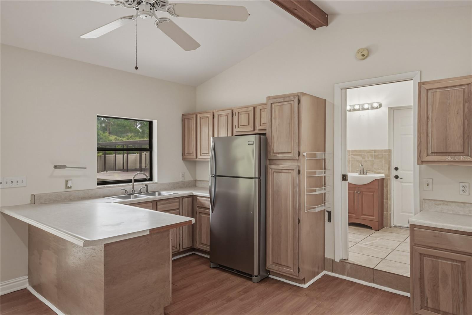 Image 54 of 87 For 7601 Thunderhead Street