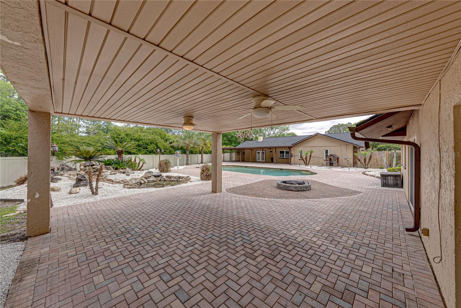 Image 63 of 87 For 7601 Thunderhead Street