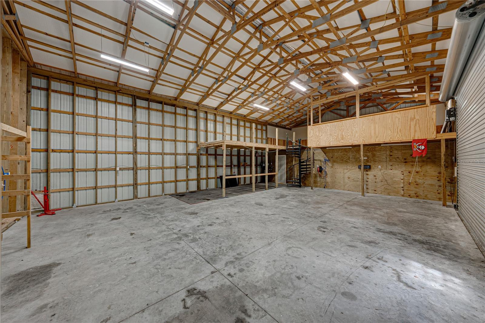 Image 75 of 87 For 7601 Thunderhead Street