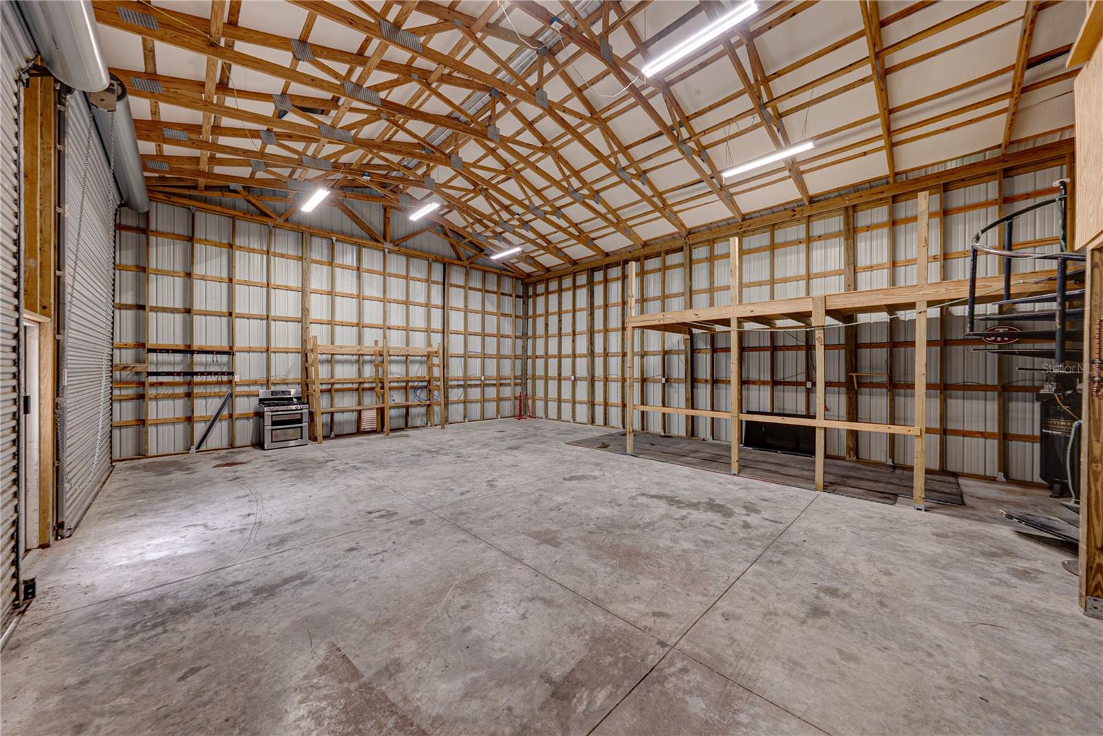 Image 76 of 87 For 7601 Thunderhead Street