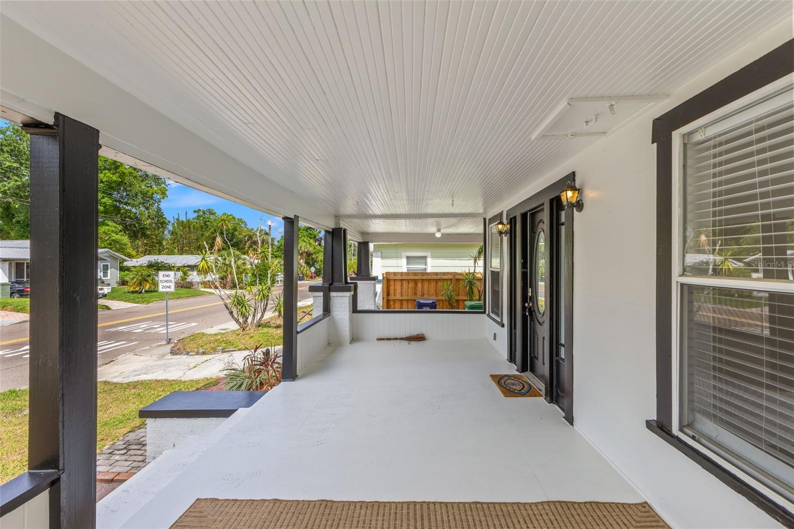 Listing photo id 0 for 318 Osborne Avenue