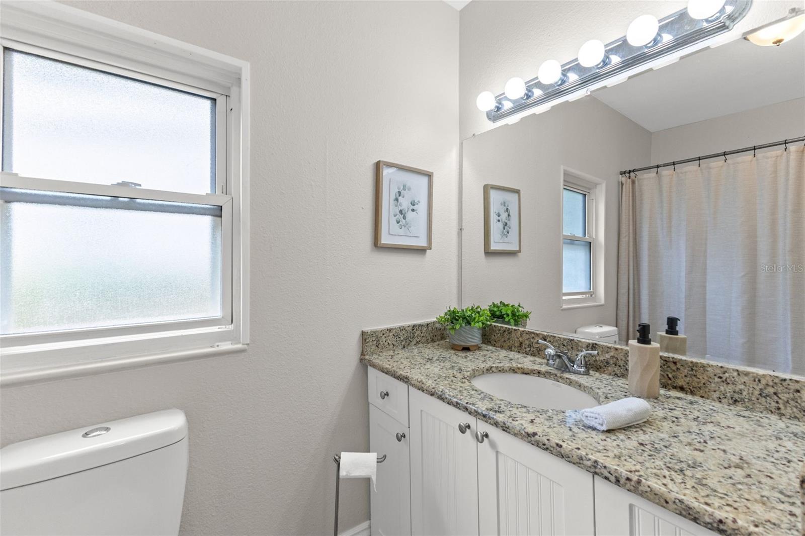 Listing photo id 22 for 318 Osborne Avenue