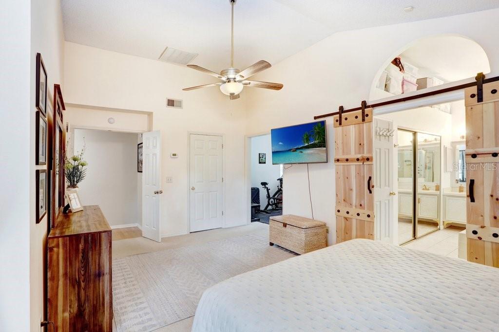 Image 23 of 36 For 6214 Farthing Street