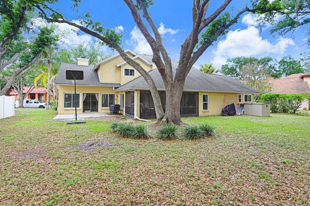 Image 33 of 36 For 6214 Farthing Street