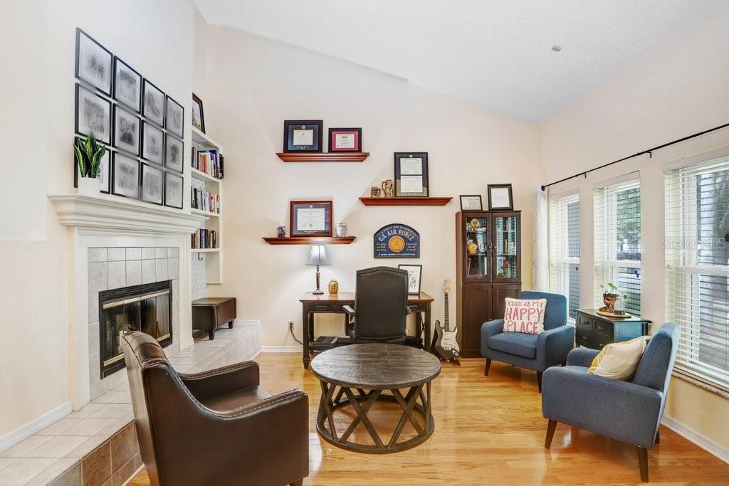 Image 7 of 36 For 6214 Farthing Street