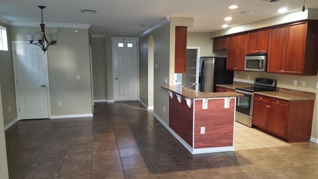 Image 3 of 13 For 7313 Saint Patrick Street