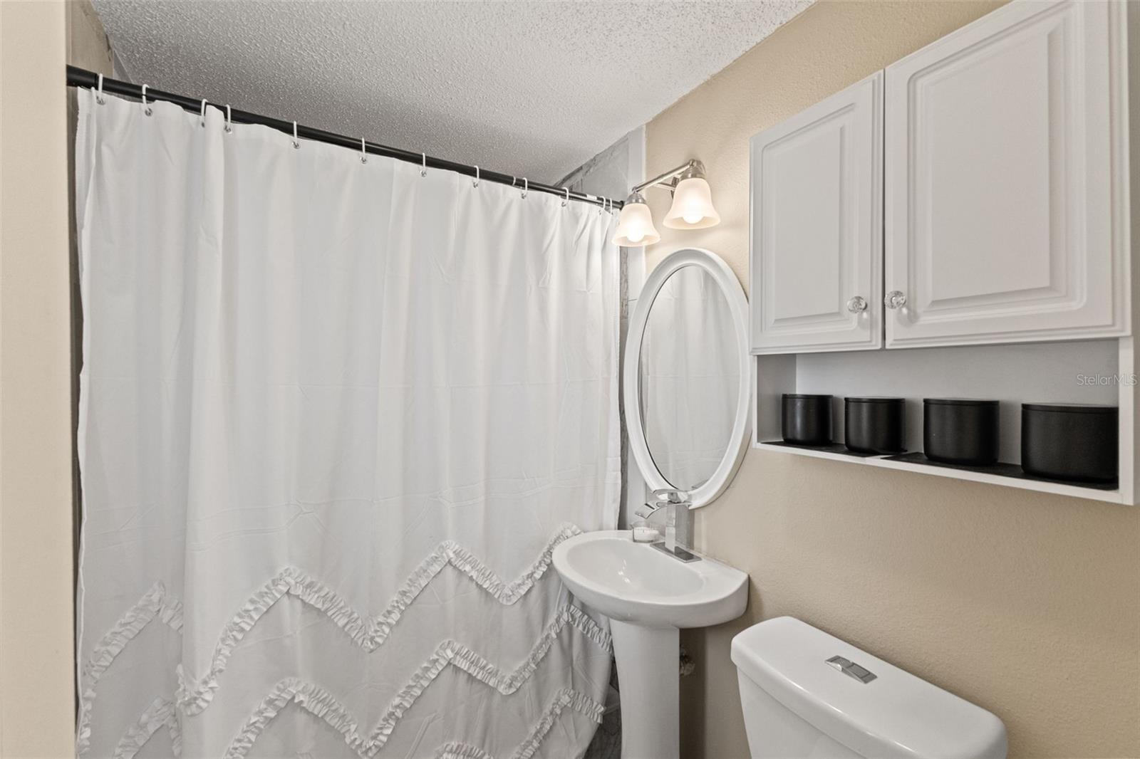 Image 20 of 44 For 7901 Packwood Avenue