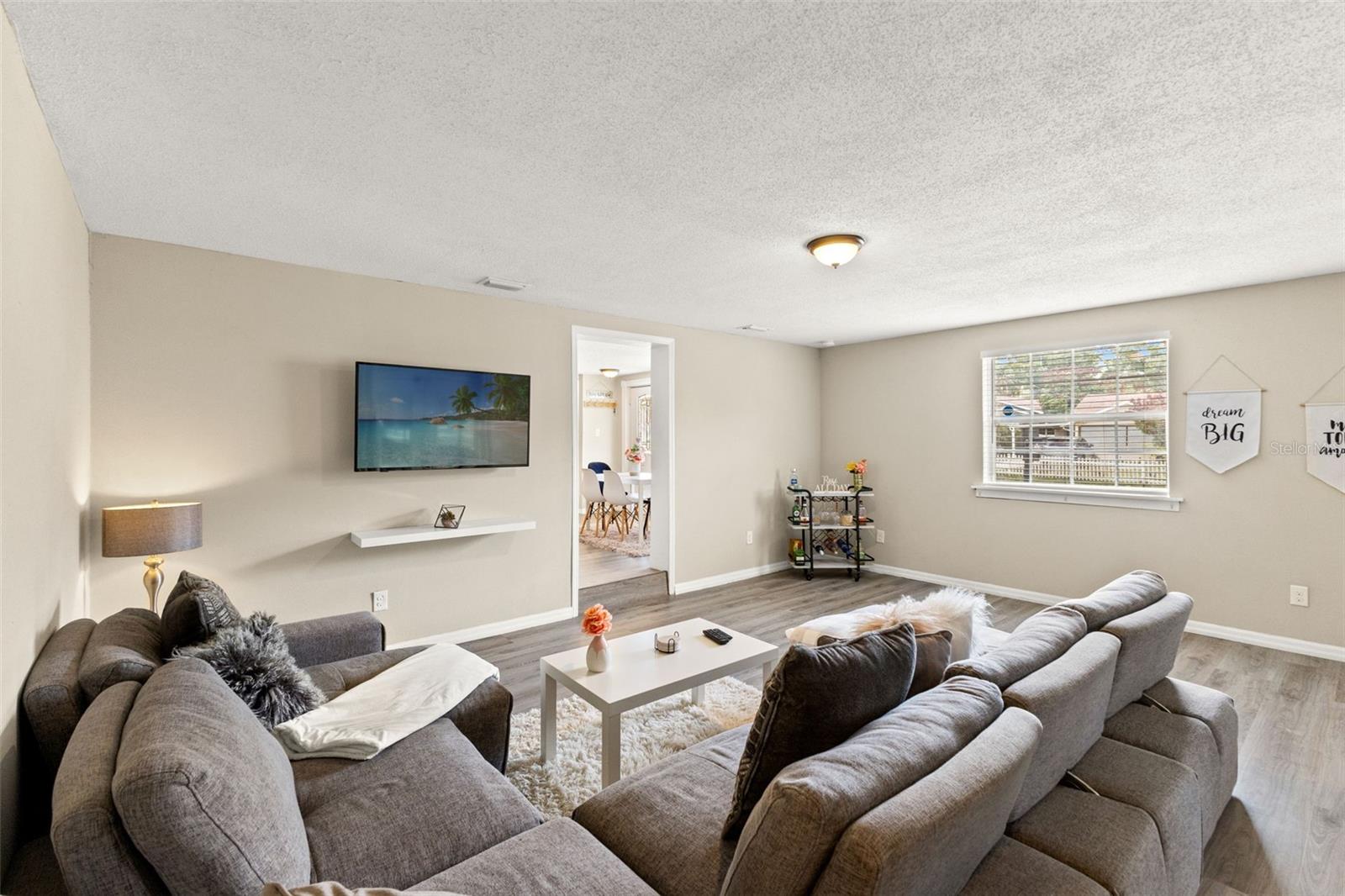 Image 4 of 44 For 7901 Packwood Avenue