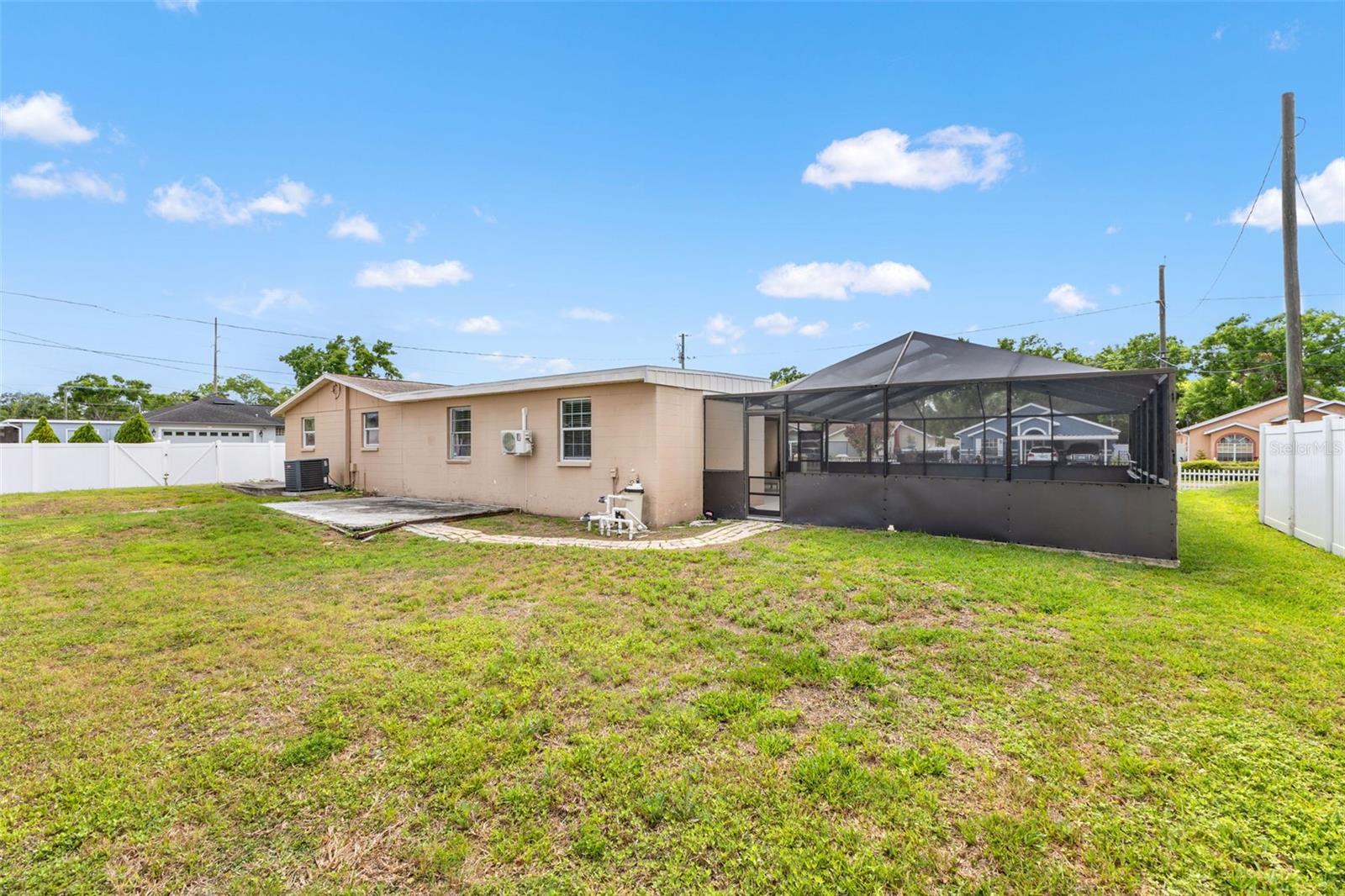 Image 40 of 44 For 7901 Packwood Avenue