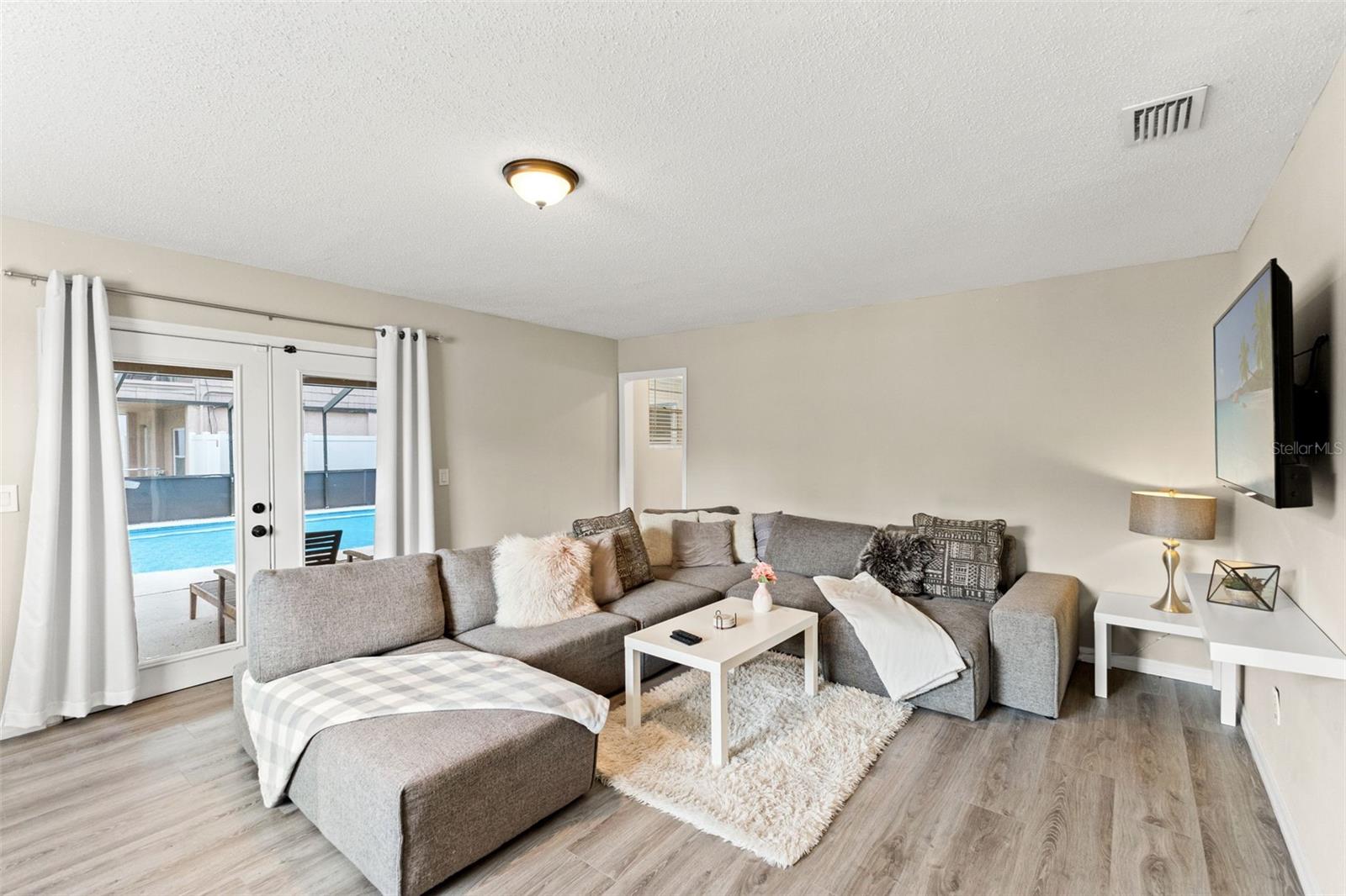 Image 5 of 44 For 7901 Packwood Avenue