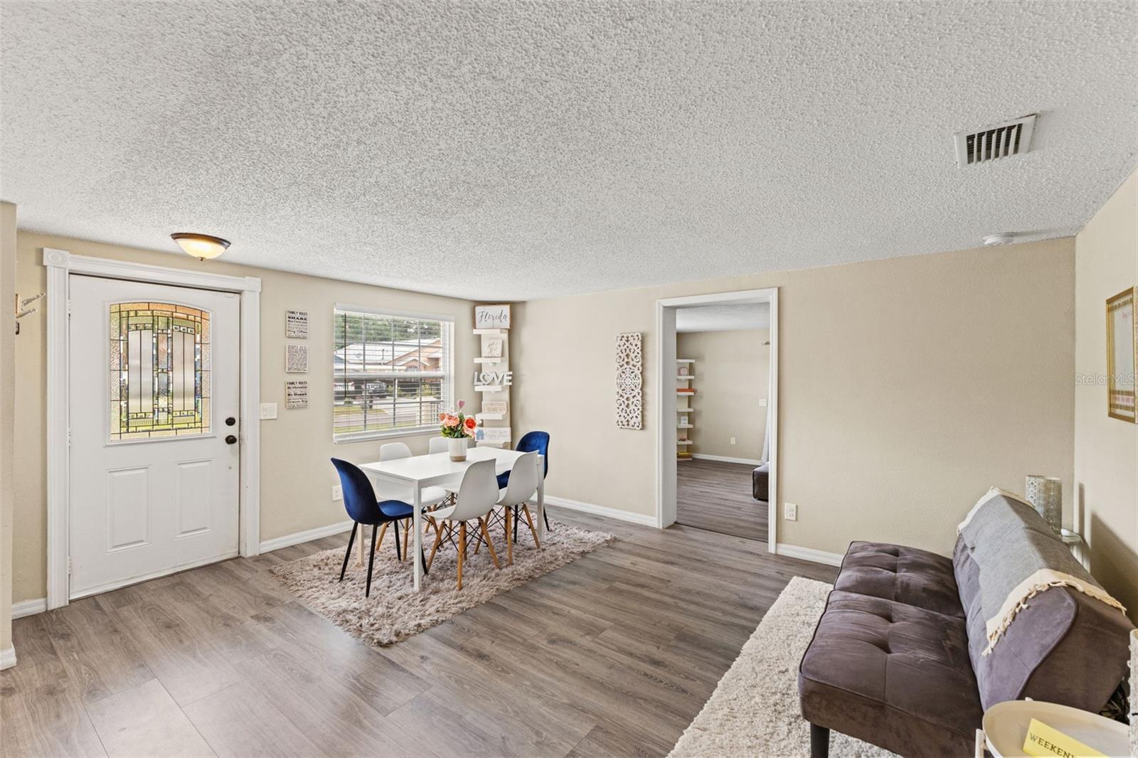 Image 7 of 44 For 7901 Packwood Avenue