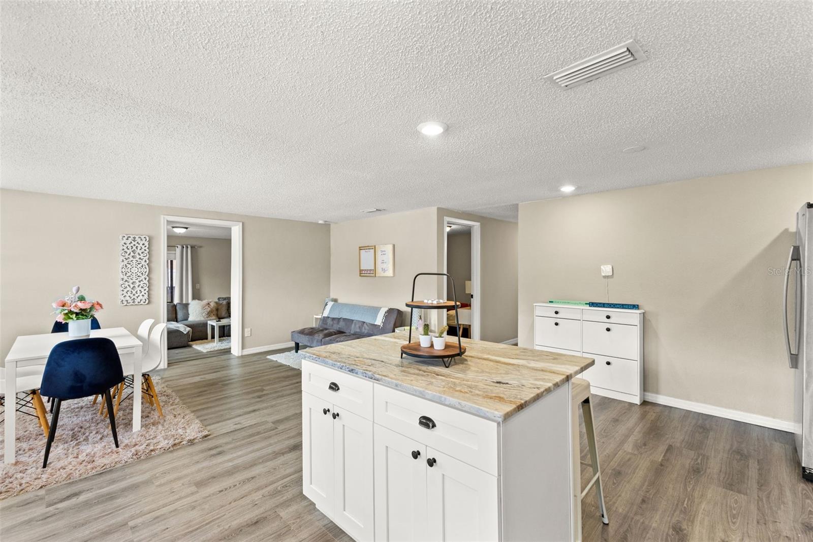 Image 8 of 44 For 7901 Packwood Avenue