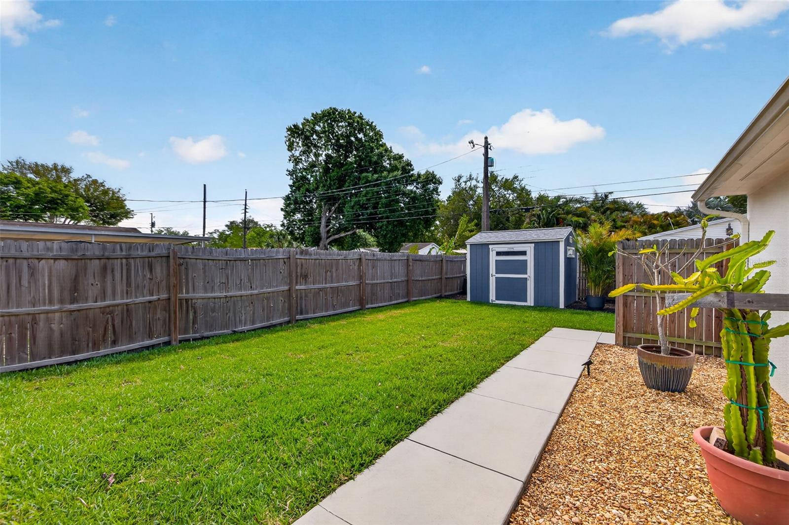 Image 3 of 28 For 768 53rd Terrace N