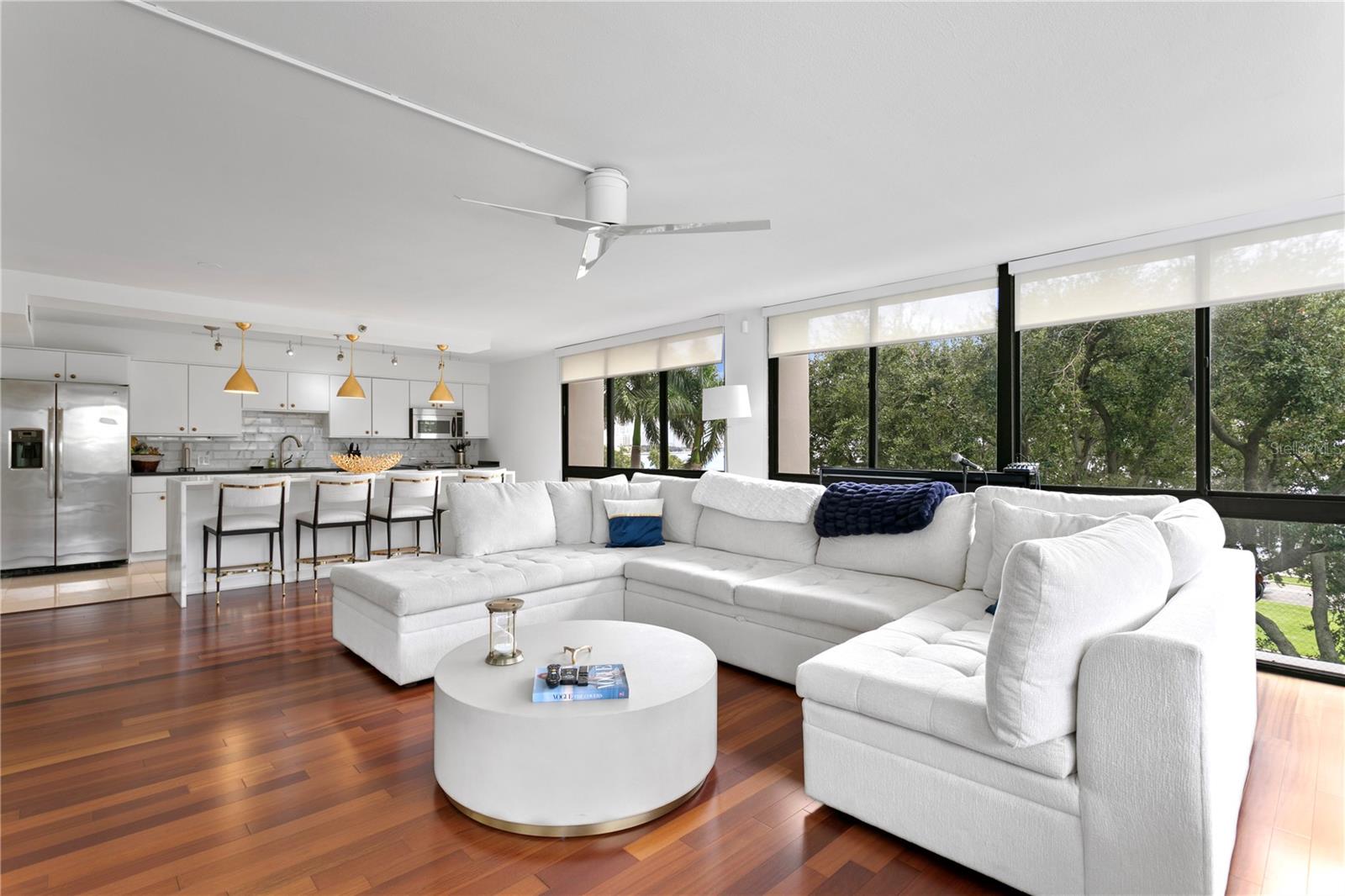 Image 10 of 47 For 3301 Bayshore Boulevard 408b