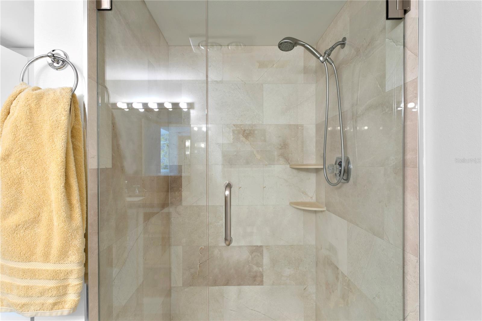 Image 23 of 47 For 3301 Bayshore Boulevard 408b