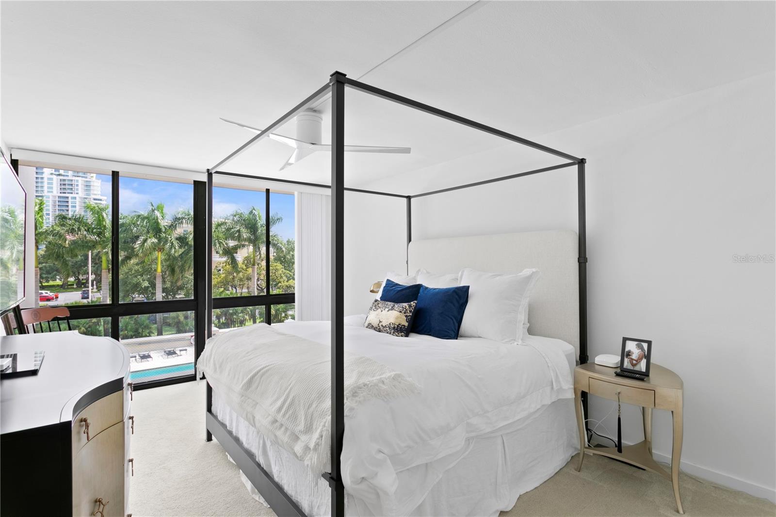 Image 24 of 47 For 3301 Bayshore Boulevard 408b