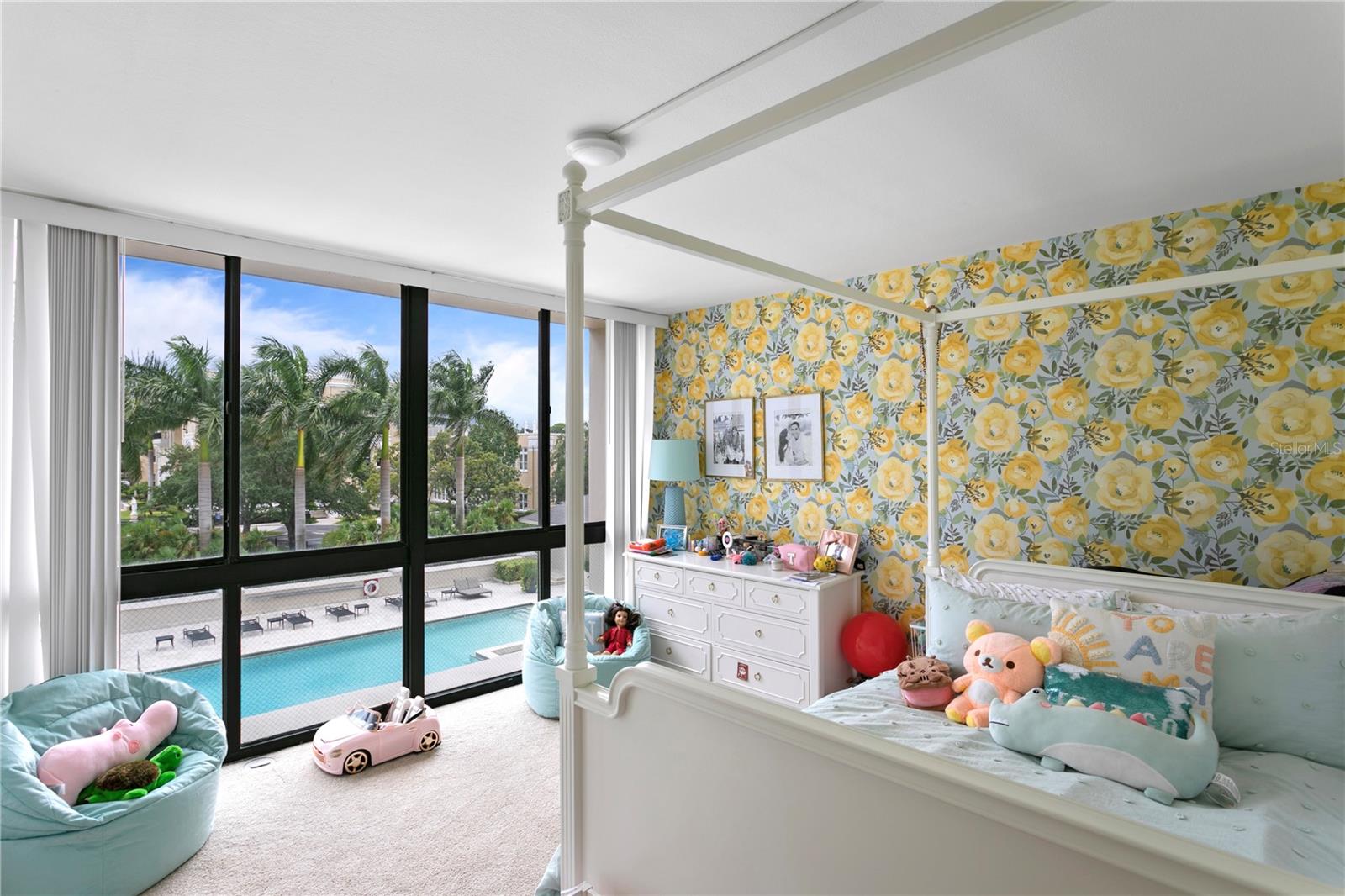 Image 31 of 47 For 3301 Bayshore Boulevard 408b