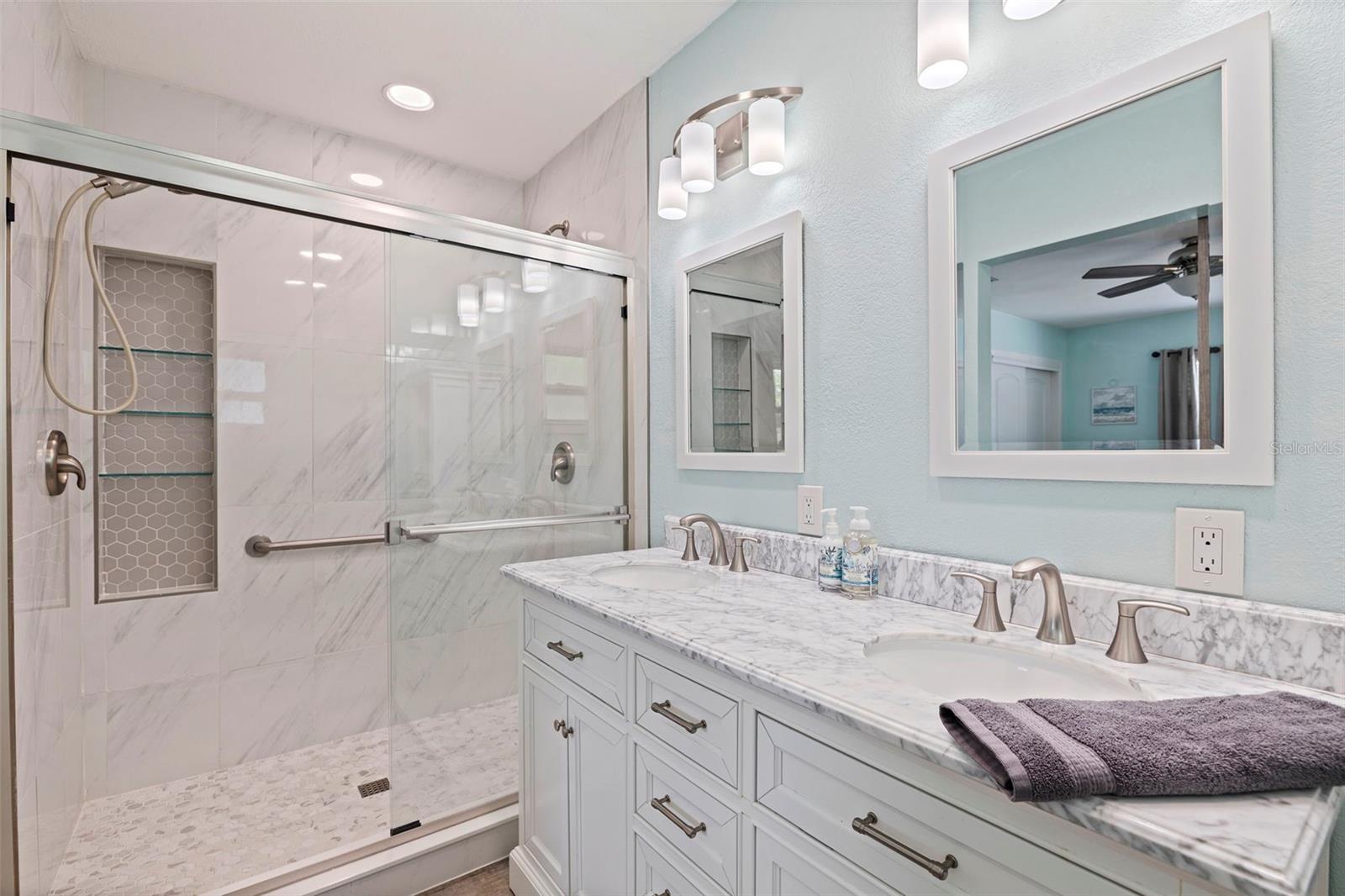 Listing photo id 12 for 13584 Twig Terrace