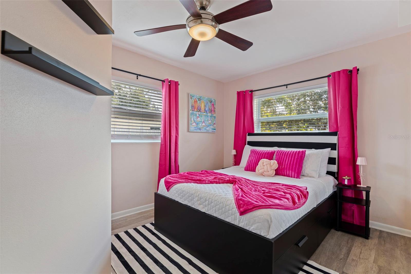 Listing photo id 13 for 13584 Twig Terrace