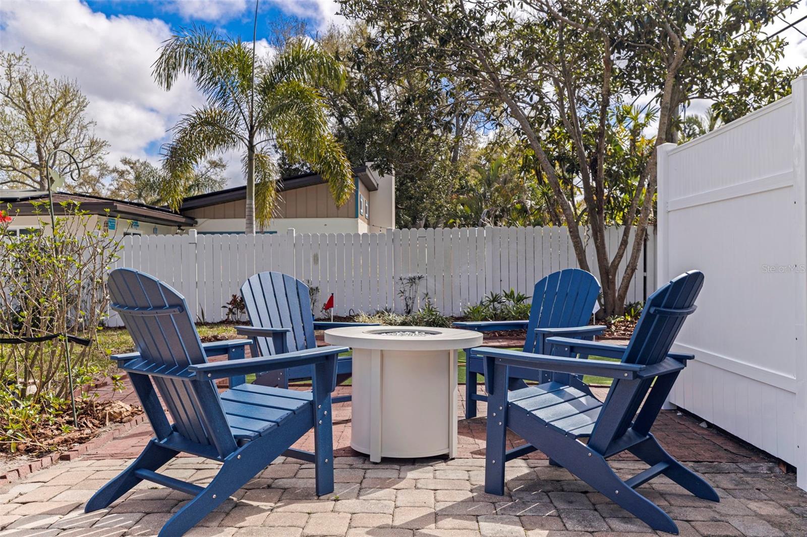 Listing photo id 21 for 13584 Twig Terrace