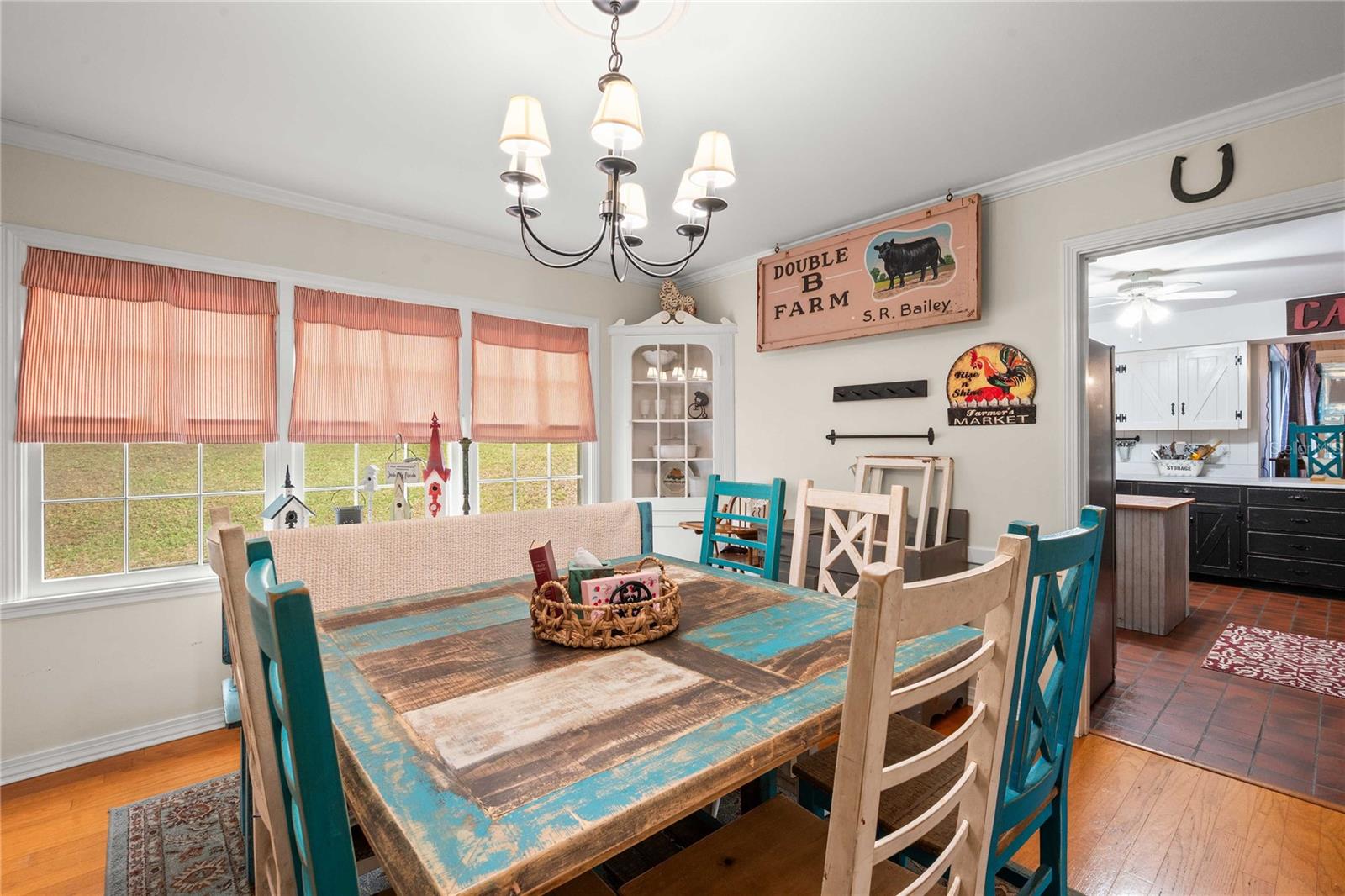 Image 17 of 56 For 36733 Virginia Avenue