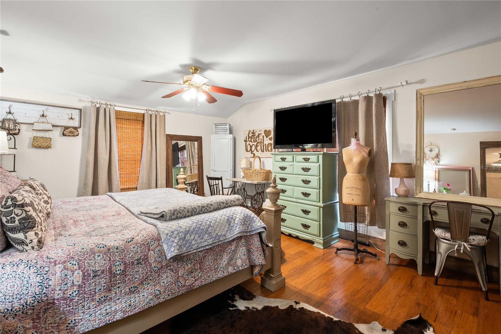 Image 36 of 56 For 36733 Virginia Avenue