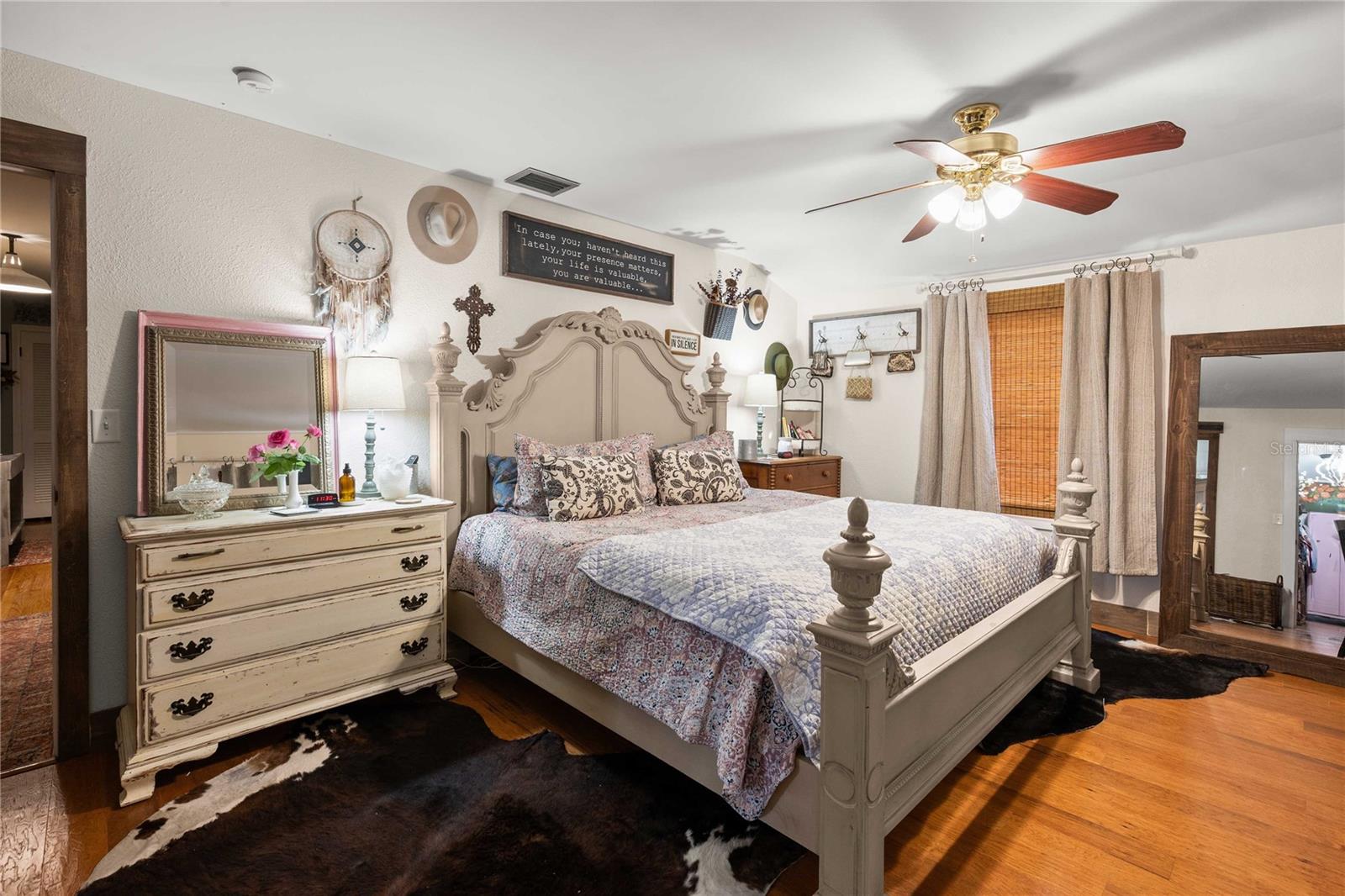 Image 39 of 56 For 36733 Virginia Avenue