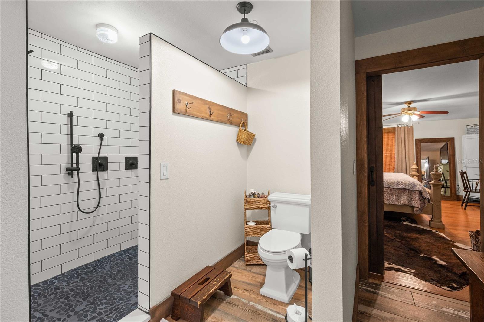 Image 43 of 56 For 36733 Virginia Avenue