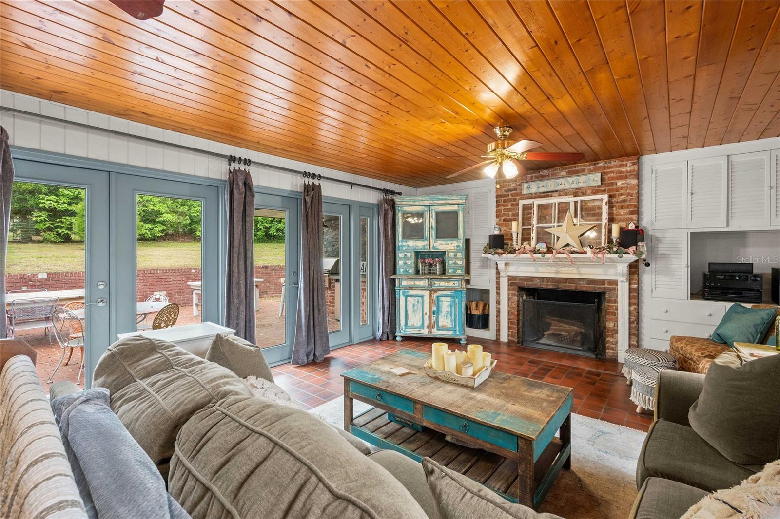 Image 6 of 56 For 36733 Virginia Avenue