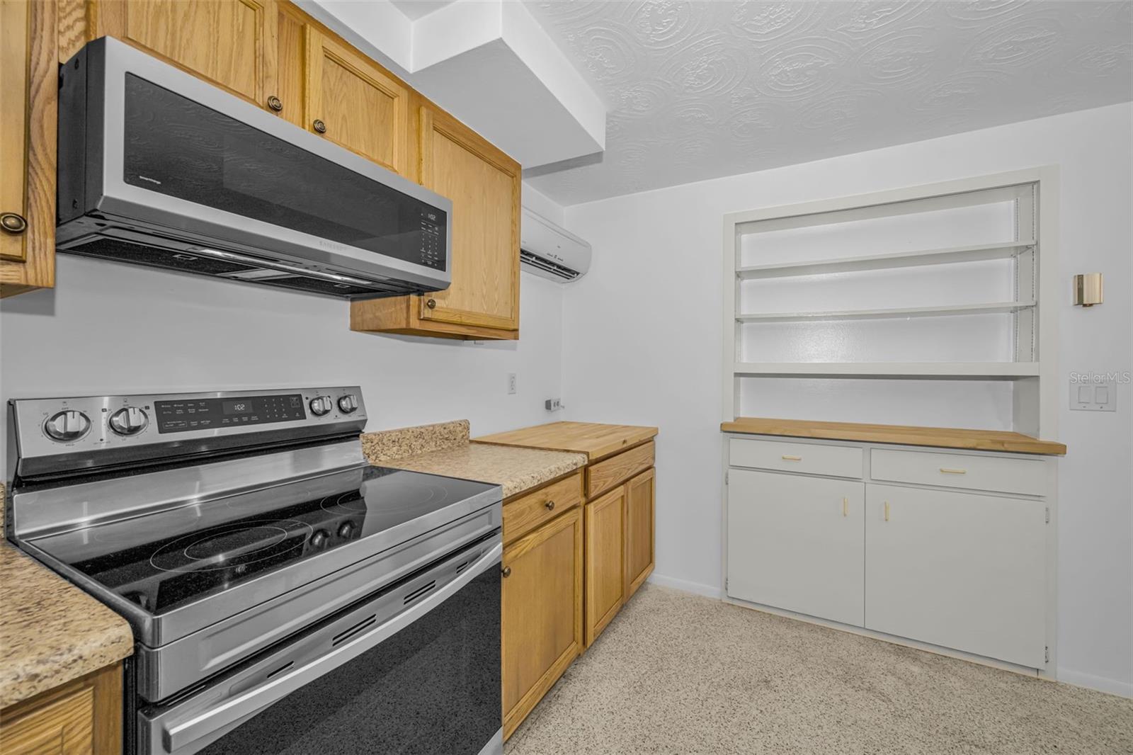 Image 13 of 45 For 4843 Calais Drive