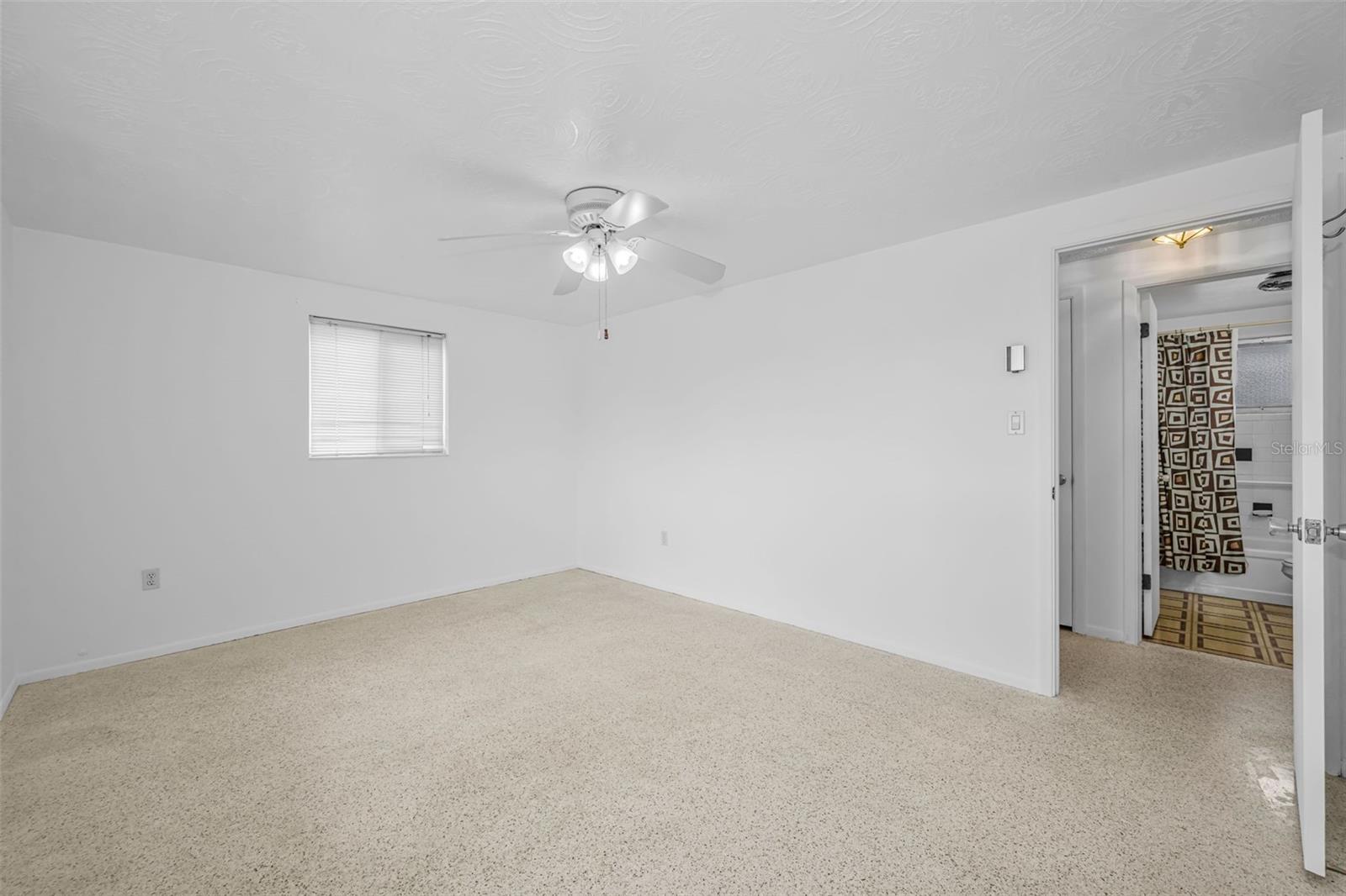 Image 21 of 45 For 4843 Calais Drive