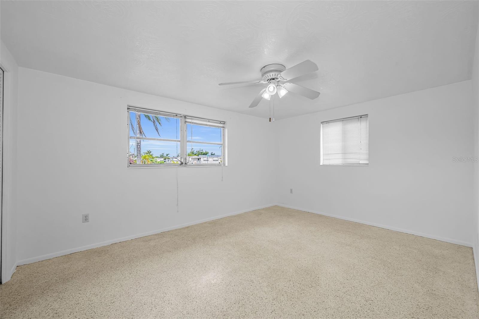 Image 22 of 45 For 4843 Calais Drive