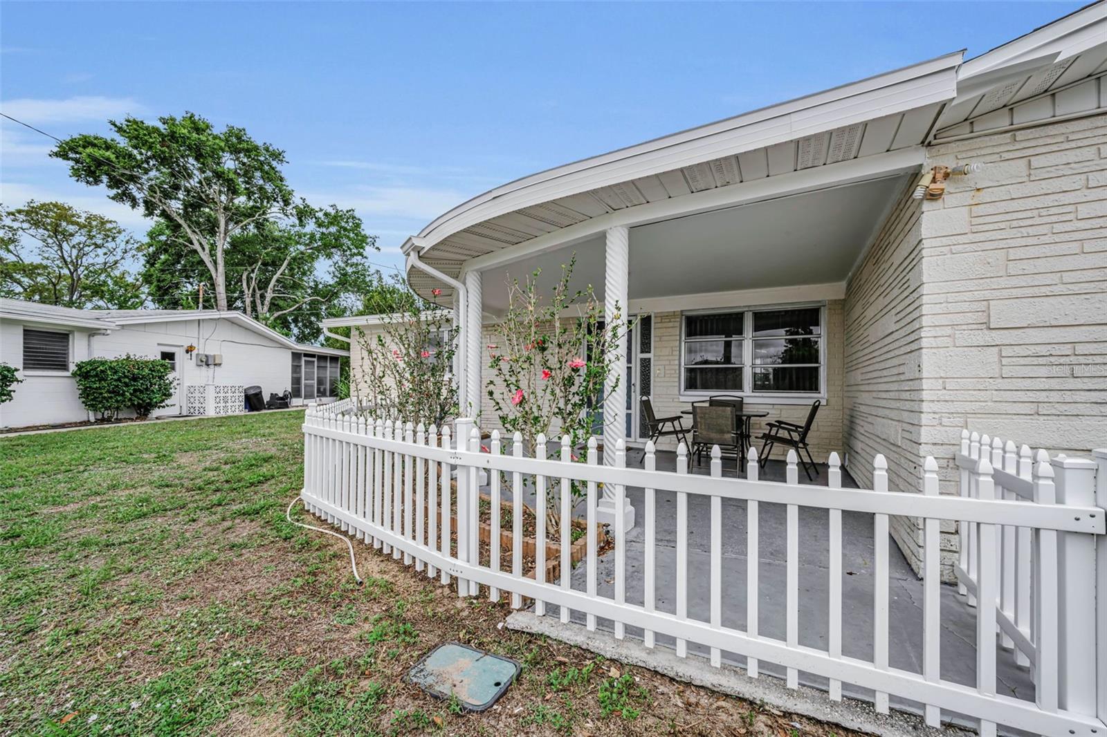 Image 3 of 45 For 4843 Calais Drive