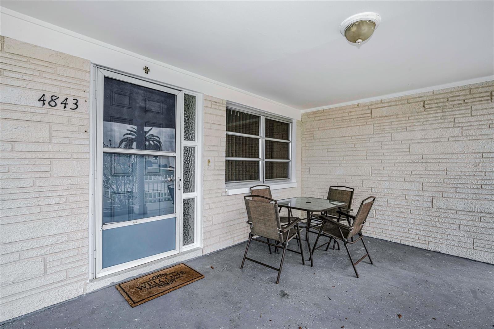 Image 6 of 45 For 4843 Calais Drive