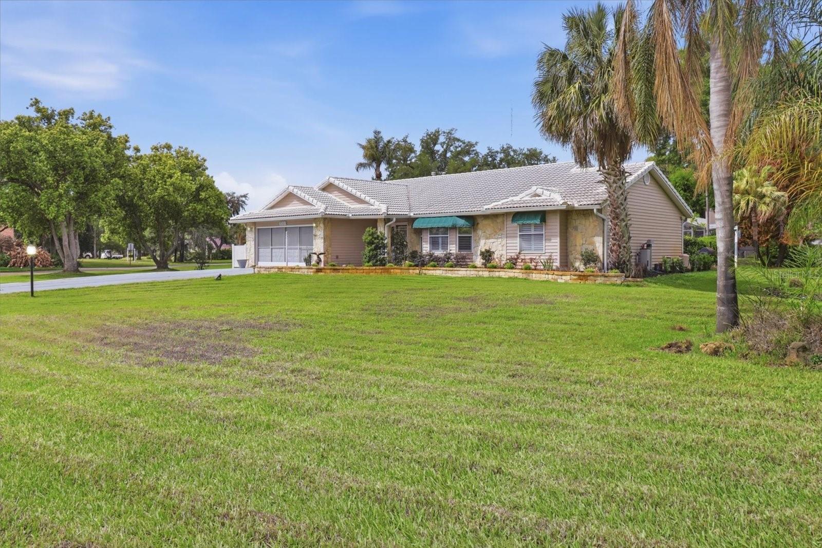 Details for 35103 Riverside Court, LEESBURG, FL 34788