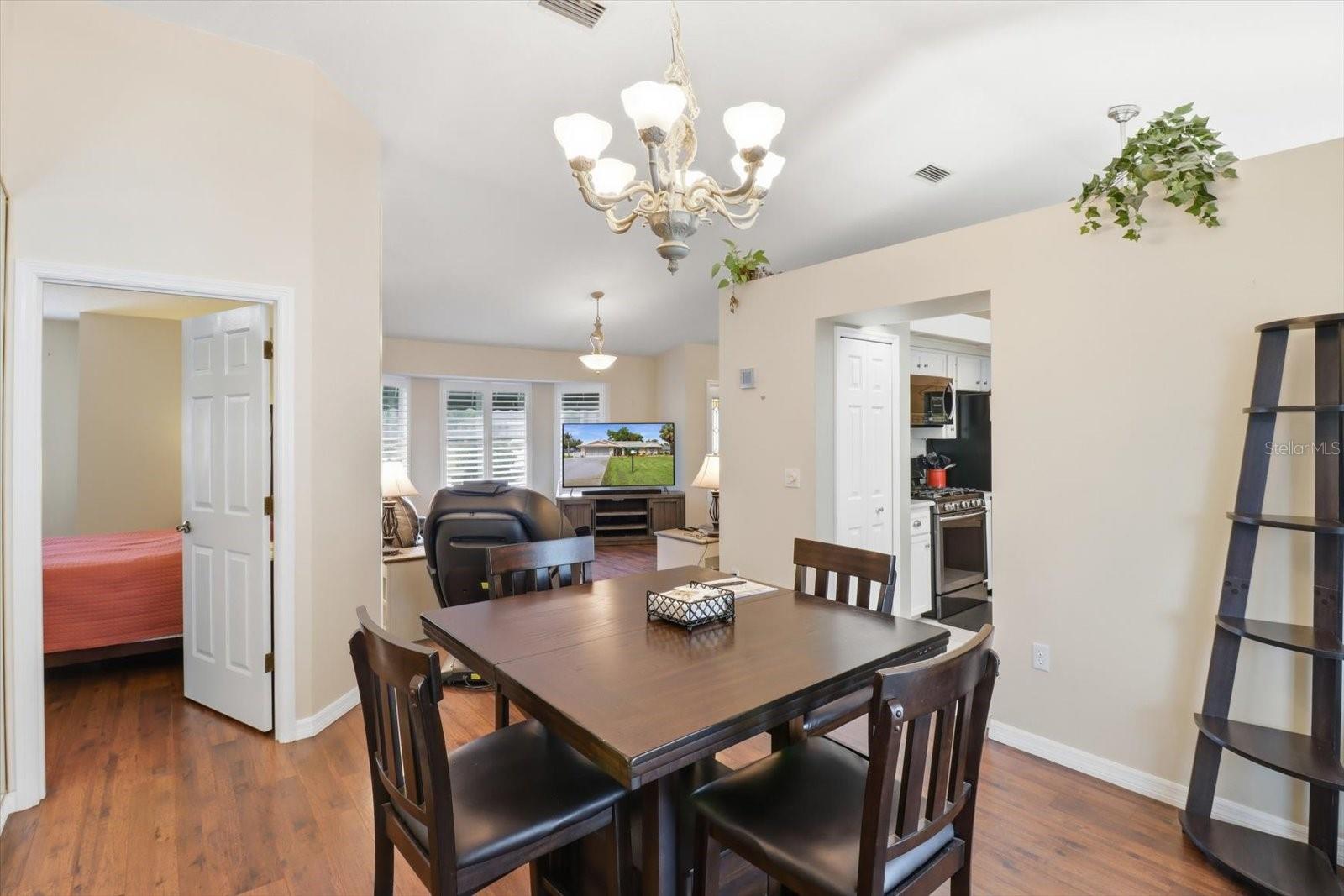 Image 15 of 48 For 35103 Riverside Court