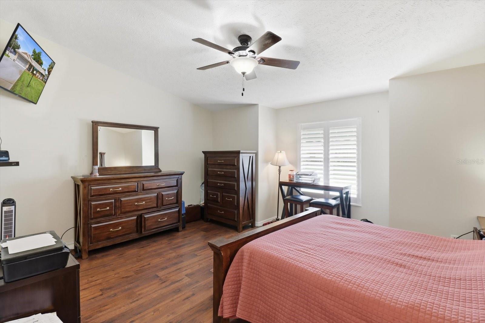 Image 16 of 48 For 35103 Riverside Court