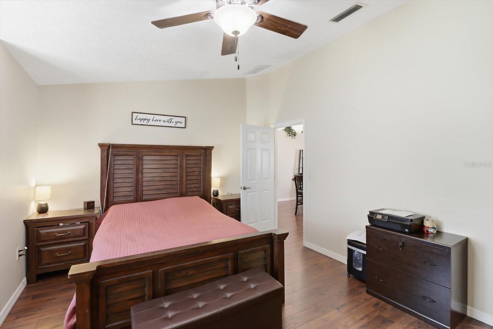 Image 17 of 48 For 35103 Riverside Court