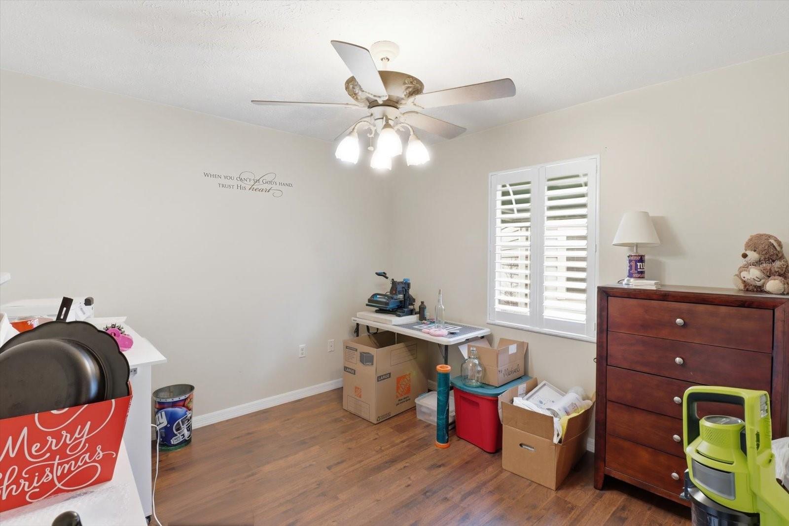 Image 29 of 48 For 35103 Riverside Court