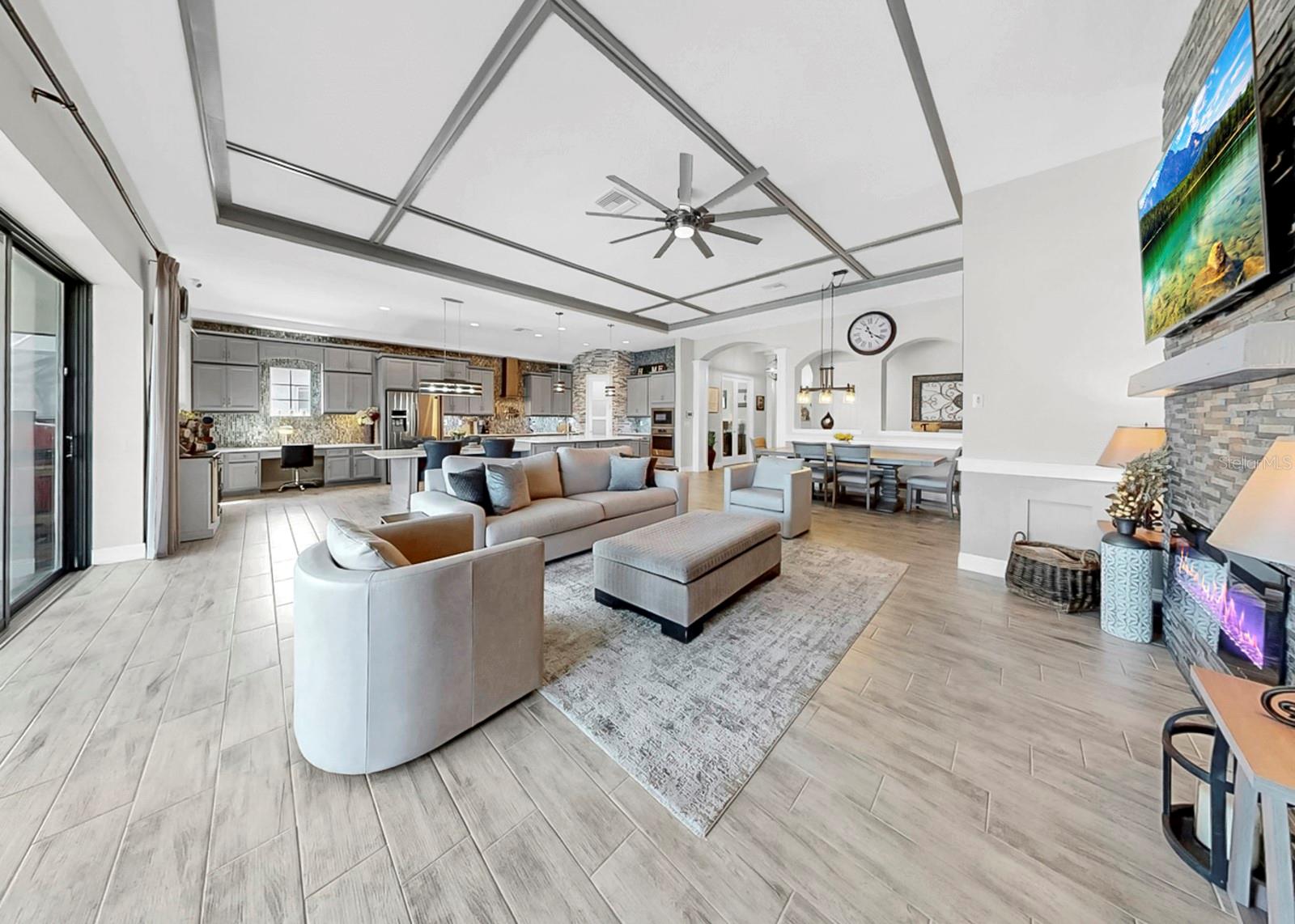 Image 18 of 84 For 12845 Satin Lily Drive